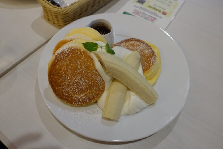 Dessert at A Happy Pancake4